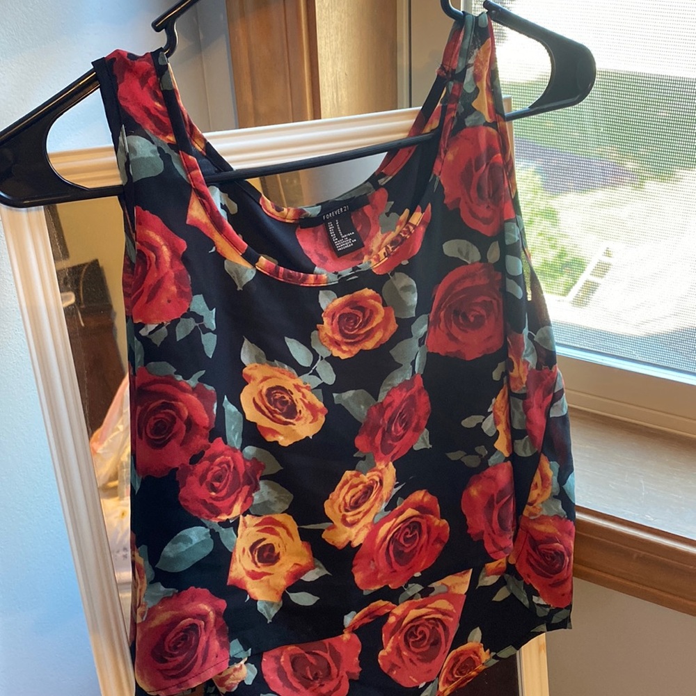 Cropped floral tank